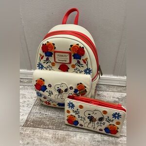 NWT Loungefly Peanuts Snoopy Floral Mini Backpack and wallet in set
